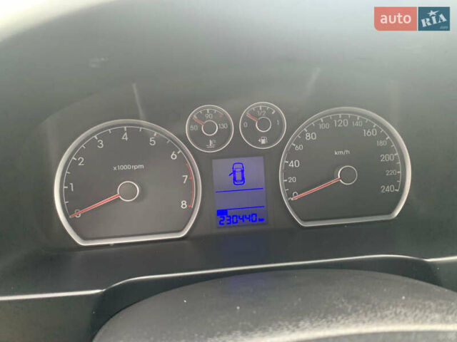 Чорний Хендай i30, об'ємом двигуна 1.59 л та пробігом 230 тис. км за 5800 $, фото 9 на Automoto.ua