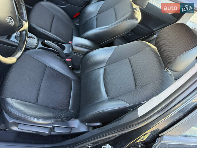 Чорний Хендай i30, об'ємом двигуна 0 л та пробігом 139 тис. км за 7500 $, фото 15 на Automoto.ua