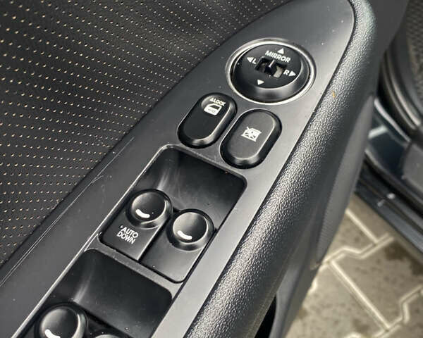 Черный Хендай i30, объемом двигателя 1.58 л и пробегом 341 тыс. км за 6200 $, фото 42 на Automoto.ua