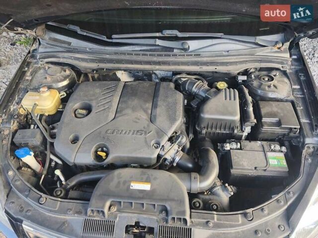 Чорний Хендай i30, об'ємом двигуна 1.58 л та пробігом 270 тис. км за 4600 $, фото 4 на Automoto.ua