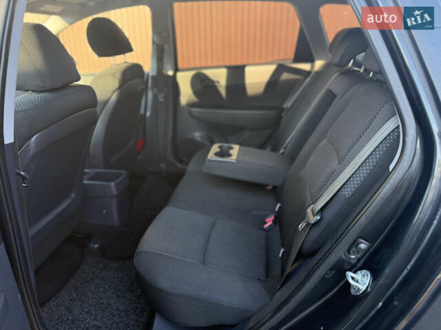 Хендай i30 2009 в Борисполе на Automoto.ua Черный Хендай i30, объемом двигателя 1.6 л и пробегом 229 тыс. км за 7000 $, фото 42 на Automoto.ua