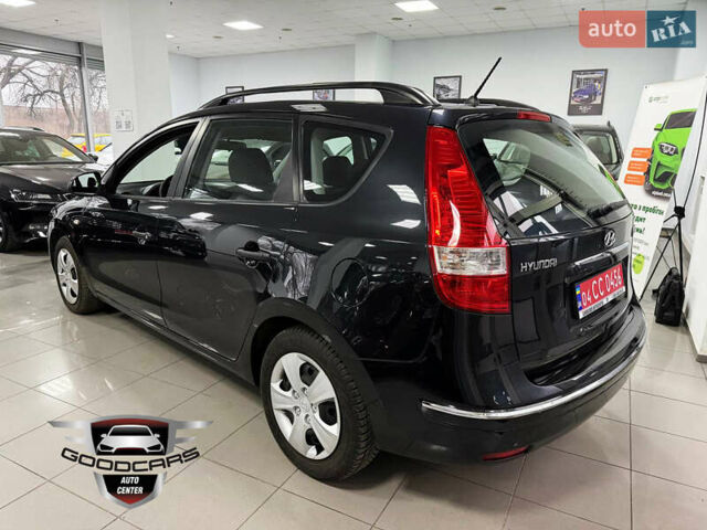 Черный Хендай i30, объемом двигателя 1.4 л и пробегом 190 тыс. км за 6900 $, фото 3 на Automoto.ua