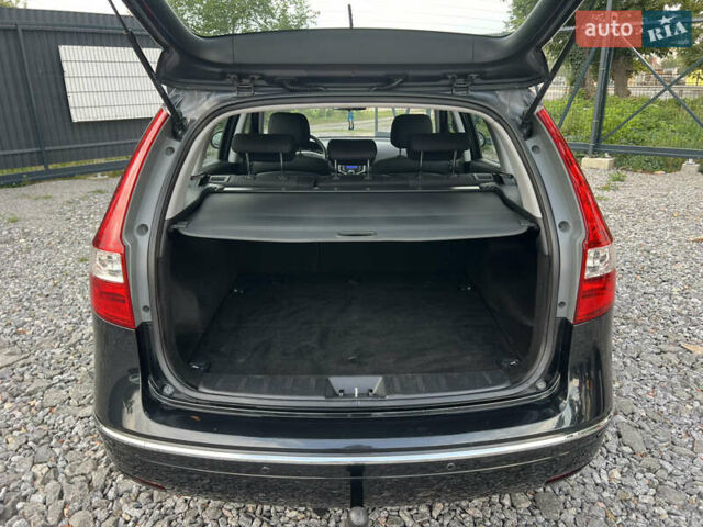 Чорний Хендай i30, об'ємом двигуна 1.4 л та пробігом 188 тис. км за 6850 $, фото 18 на Automoto.ua