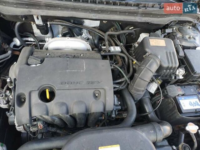 Черный Хендай i30, объемом двигателя 1.4 л и пробегом 158 тыс. км за 5600 $, фото 25 на Automoto.ua