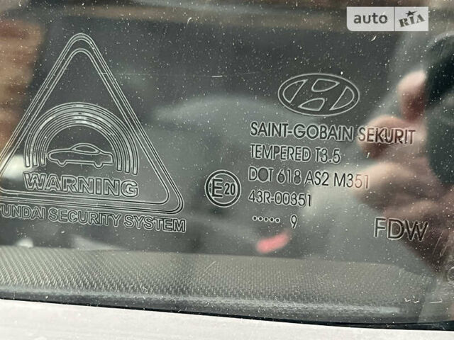 Чорний Хендай i30, об'ємом двигуна 1.59 л та пробігом 247 тис. км за 6250 $, фото 55 на Automoto.ua