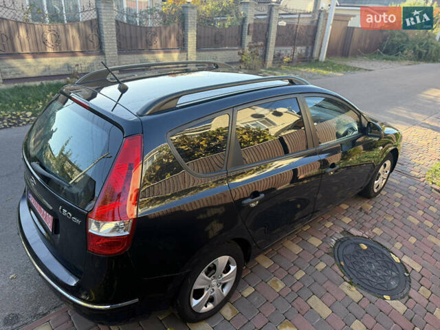 Хендай i30 2009 в Борисполе на Automoto.ua Черный Хендай i30, объемом двигателя 1.6 л и пробегом 229 тыс. км за 7000 $, фото 15 на Automoto.ua