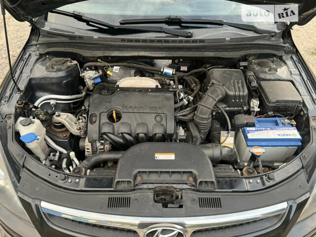 Чорний Хендай i30, об'ємом двигуна 1.59 л та пробігом 247 тис. км за 6250 $, фото 57 на Automoto.ua