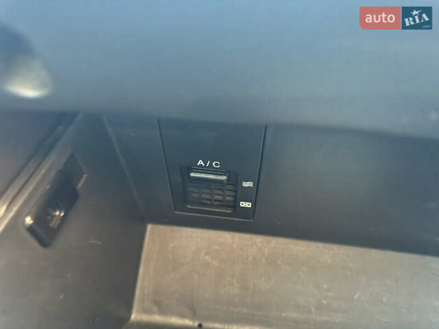 Хендай i30 2009 в Борисполе на Automoto.ua Черный Хендай i30, объемом двигателя 1.6 л и пробегом 229 тыс. км за 7000 $, фото 49 на Automoto.ua