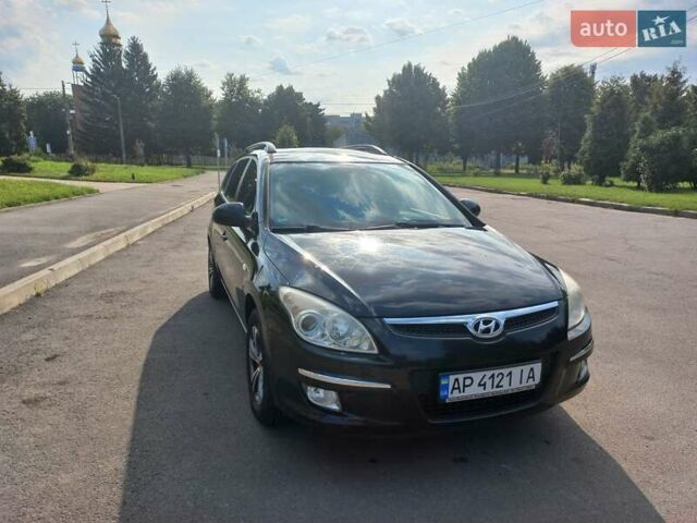 Черный Хендай i30, объемом двигателя 1.58 л и пробегом 203 тыс. км за 5700 $, фото 1 на Automoto.ua