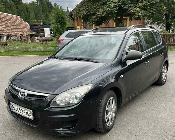 Черный Хендай i30, объемом двигателя 1.58 л и пробегом 242 тыс. км за 4950 $, фото 7 на Automoto.ua