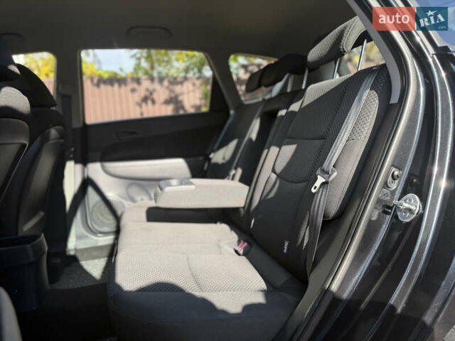 Хендай i30 2009 в Борисполе на Automoto.ua Черный Хендай i30, объемом двигателя 1.4 л и пробегом 146 тыс. км за 6800 $, фото 33 на Automoto.ua