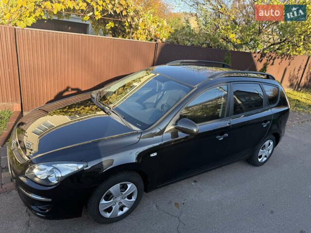 Хендай i30 2009 в Борисполе на Automoto.ua Черный Хендай i30, объемом двигателя 1.6 л и пробегом 229 тыс. км за 7000 $, фото 12 на Automoto.ua