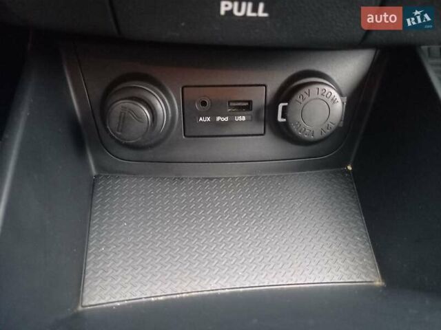 Черный Хендай i30, объемом двигателя 1.4 л и пробегом 216 тыс. км за 6300 $, фото 23 на Automoto.ua