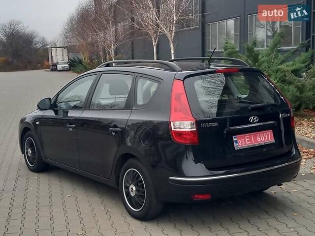Черный Хендай i30, объемом двигателя 1.4 л и пробегом 216 тыс. км за 6300 $, фото 2 на Automoto.ua