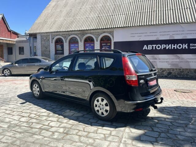 Черный Хендай i30, объемом двигателя 1.6 л и пробегом 230 тыс. км за 6800 $, фото 4 на Automoto.ua