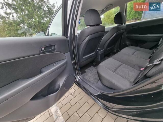 Черный Хендай i30, объемом двигателя 1.6 л и пробегом 128 тыс. км за 7700 $, фото 2 на Automoto.ua