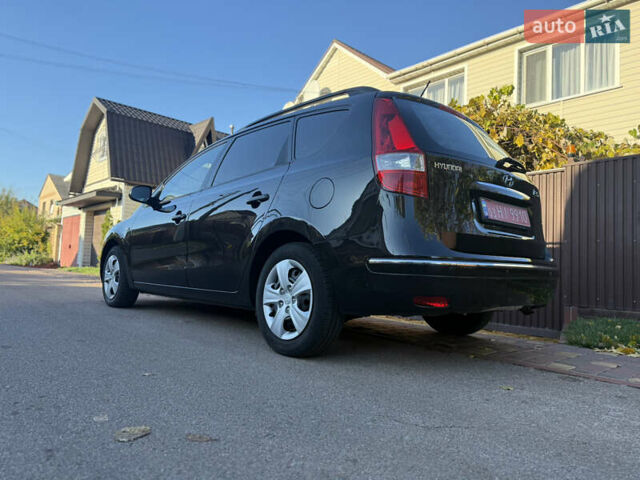 Хендай i30 2009 в Борисполе на Automoto.ua Черный Хендай i30, объемом двигателя 1.6 л и пробегом 229 тыс. км за 7000 $, фото 10 на Automoto.ua