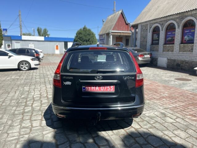 Черный Хендай i30, объемом двигателя 1.6 л и пробегом 230 тыс. км за 6800 $, фото 3 на Automoto.ua