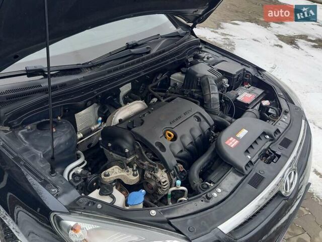 Чорний Хендай i30, об'ємом двигуна 1.4 л та пробігом 216 тис. км за 6400 $, фото 40 на Automoto.ua