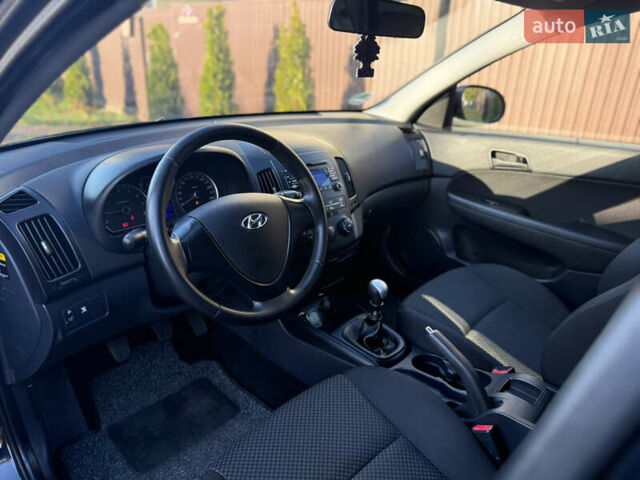 Хендай i30 2009 в Борисполе на Automoto.ua Черный Хендай i30, объемом двигателя 1.6 л и пробегом 229 тыс. км за 7000 $, фото 40 на Automoto.ua