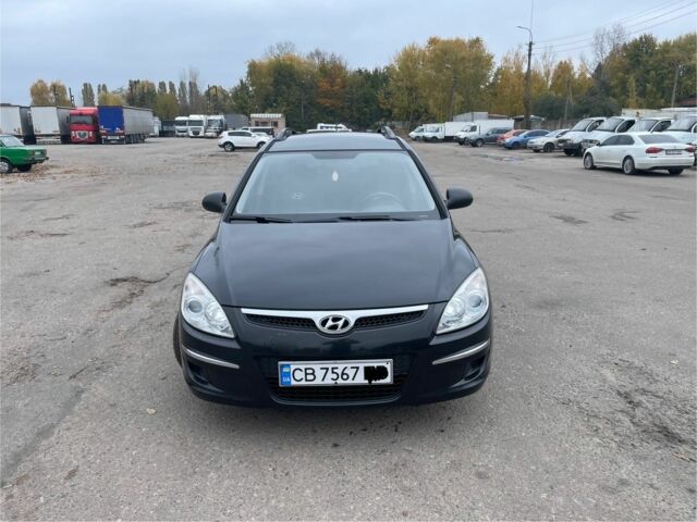 Черный Хендай i30, объемом двигателя 1.6 л и пробегом 262 тыс. км за 5600 $, фото 1 на Automoto.ua