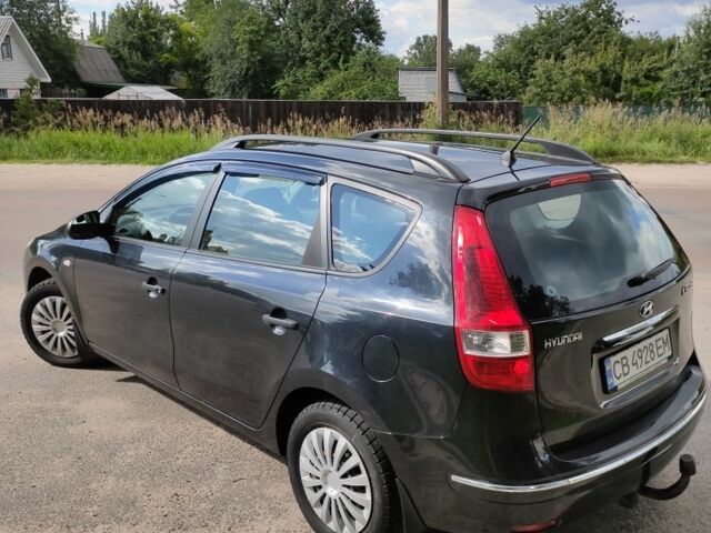 Черный Хендай i30, объемом двигателя 1.4 л и пробегом 220 тыс. км за 6100 $, фото 1 на Automoto.ua