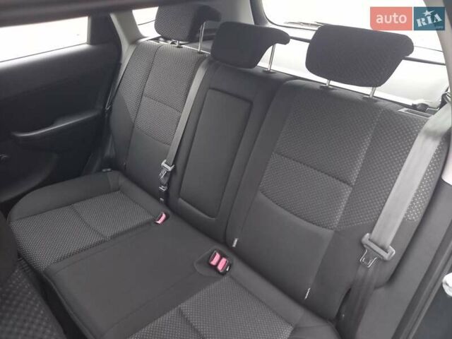 Черный Хендай i30, объемом двигателя 1.4 л и пробегом 216 тыс. км за 6300 $, фото 39 на Automoto.ua