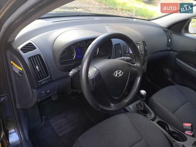 Хендай i30 2009 у Черкасах на Automoto.ua Чорний Хендай i30, об'ємом двигуна 1.4 л та пробігом 188 тис. км за 6150 $, фото 21 на Automoto.ua