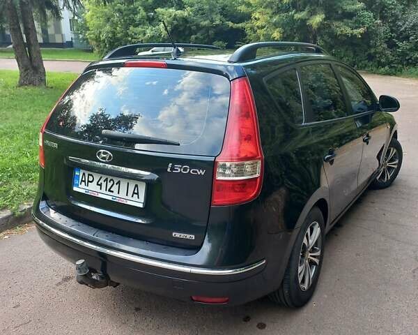 Черный Хендай i30, объемом двигателя 1.58 л и пробегом 203 тыс. км за 5700 $, фото 11 на Automoto.ua
