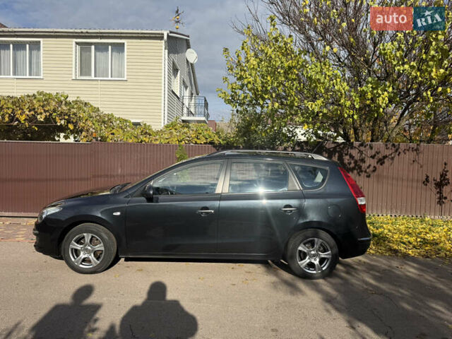 Хендай i30 2009 в Борисполе на Automoto.ua Черный Хендай i30, объемом двигателя 1.4 л и пробегом 146 тыс. км за 6800 $, фото 2 на Automoto.ua