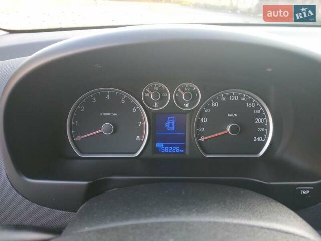 Черный Хендай i30, объемом двигателя 1.4 л и пробегом 158 тыс. км за 5600 $, фото 18 на Automoto.ua