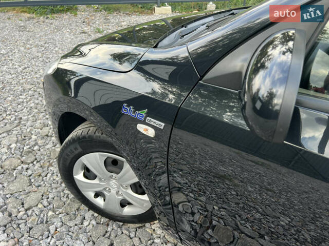 Чорний Хендай i30, об'ємом двигуна 1.4 л та пробігом 188 тис. км за 6850 $, фото 34 на Automoto.ua