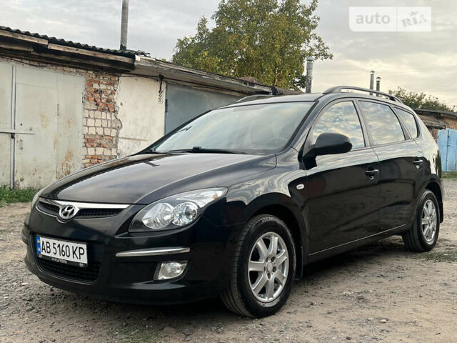 Чорний Хендай i30, об'ємом двигуна 1.59 л та пробігом 247 тис. км за 6250 $, фото 3 на Automoto.ua