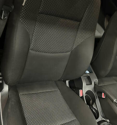 Черный Хендай i30, объемом двигателя 1.58 л и пробегом 243 тыс. км за 5500 $, фото 18 на Automoto.ua