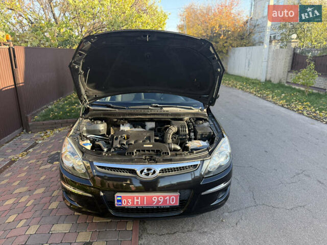 Хендай i30 2009 в Борисполе на Automoto.ua Черный Хендай i30, объемом двигателя 1.6 л и пробегом 229 тыс. км за 7000 $, фото 50 на Automoto.ua