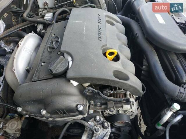 Черный Хендай i30, объемом двигателя 1.4 л и пробегом 158 тыс. км за 5600 $, фото 28 на Automoto.ua