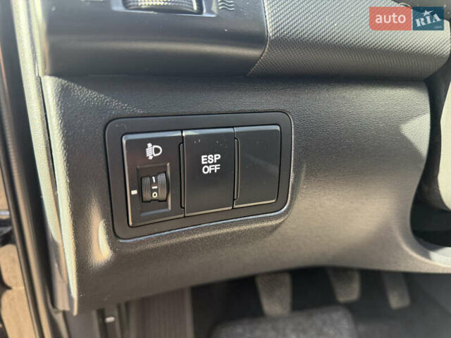 Хендай i30 2009 в Борисполе на Automoto.ua Черный Хендай i30, объемом двигателя 1.4 л и пробегом 146 тыс. км за 6800 $, фото 14 на Automoto.ua