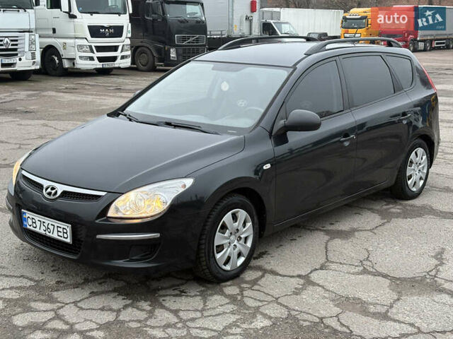Черный Хендай i30, объемом двигателя 1.6 л и пробегом 265 тыс. км за 5900 $, фото 12 на Automoto.ua