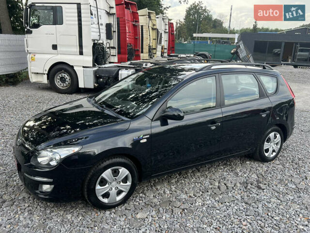 Чорний Хендай i30, об'ємом двигуна 1.4 л та пробігом 188 тис. км за 6850 $, фото 8 на Automoto.ua