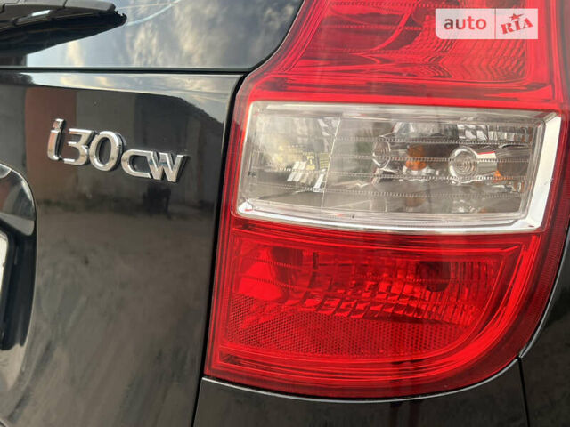 Чорний Хендай i30, об'ємом двигуна 1.59 л та пробігом 247 тис. км за 6250 $, фото 25 на Automoto.ua