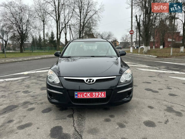 Черный Хендай i30, объемом двигателя 1.4 л и пробегом 199 тыс. км за 5599 $, фото 26 на Automoto.ua