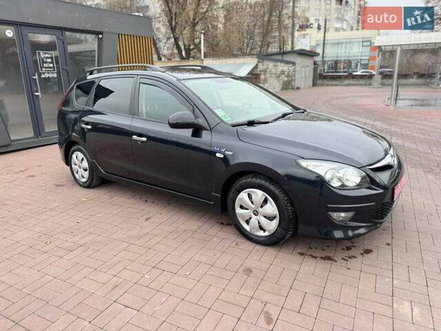 Черный Хендай i30, объемом двигателя 0 л и пробегом 149 тыс. км за 5899 $, фото 12 на Automoto.ua