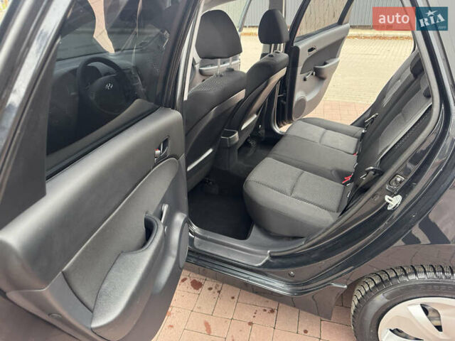 Черный Хендай i30, объемом двигателя 0 л и пробегом 149 тыс. км за 5899 $, фото 25 на Automoto.ua