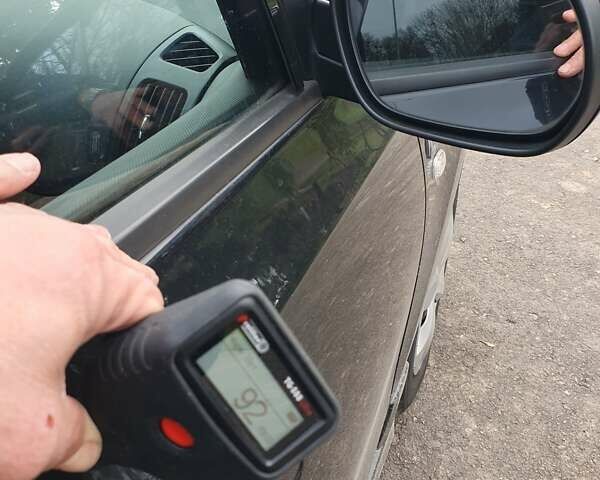 Чорний Хендай i30, об'ємом двигуна 1.4 л та пробігом 149 тис. км за 6100 $, фото 42 на Automoto.ua