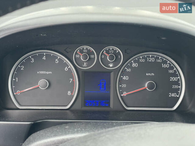 Черный Хендай i30, объемом двигателя 1.6 л и пробегом 204 тыс. км за 6600 $, фото 14 на Automoto.ua