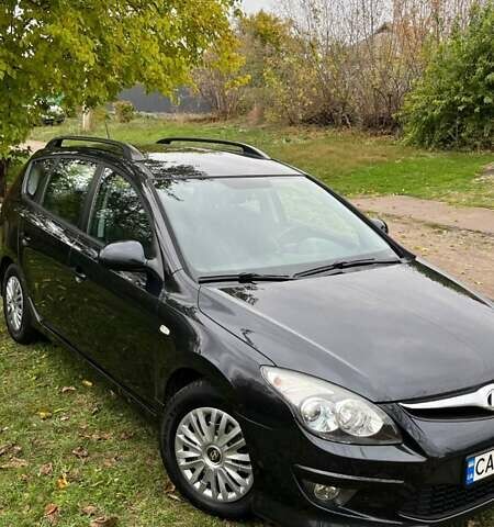 Хендай i30 2010 в Смеле на Automoto.ua Черный Хендай i30, объемом двигателя 1.58 л и пробегом 229 тыс. км за 6900 $, фото 1 на Automoto.ua