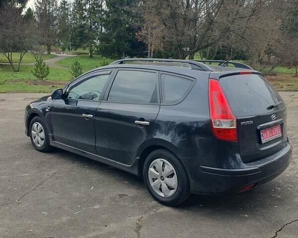 Чорний Хендай i30, об'ємом двигуна 1.4 л та пробігом 149 тис. км за 6100 $, фото 6 на Automoto.ua