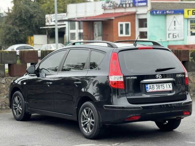 Черный Хендай i30, объемом двигателя 1.6 л и пробегом 65 тыс. км за 6999 $, фото 5 на Automoto.ua
