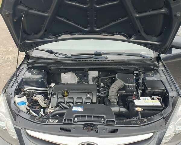 Чорний Хендай i30, об'ємом двигуна 1.4 л та пробігом 149 тис. км за 6100 $, фото 22 на Automoto.ua