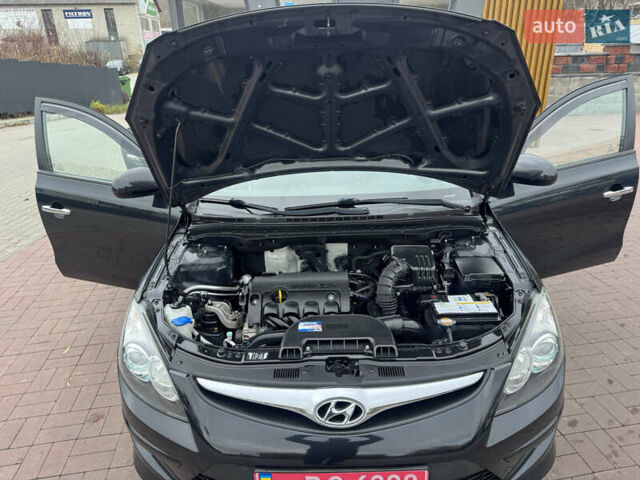 Черный Хендай i30, объемом двигателя 0 л и пробегом 149 тыс. км за 5899 $, фото 33 на Automoto.ua